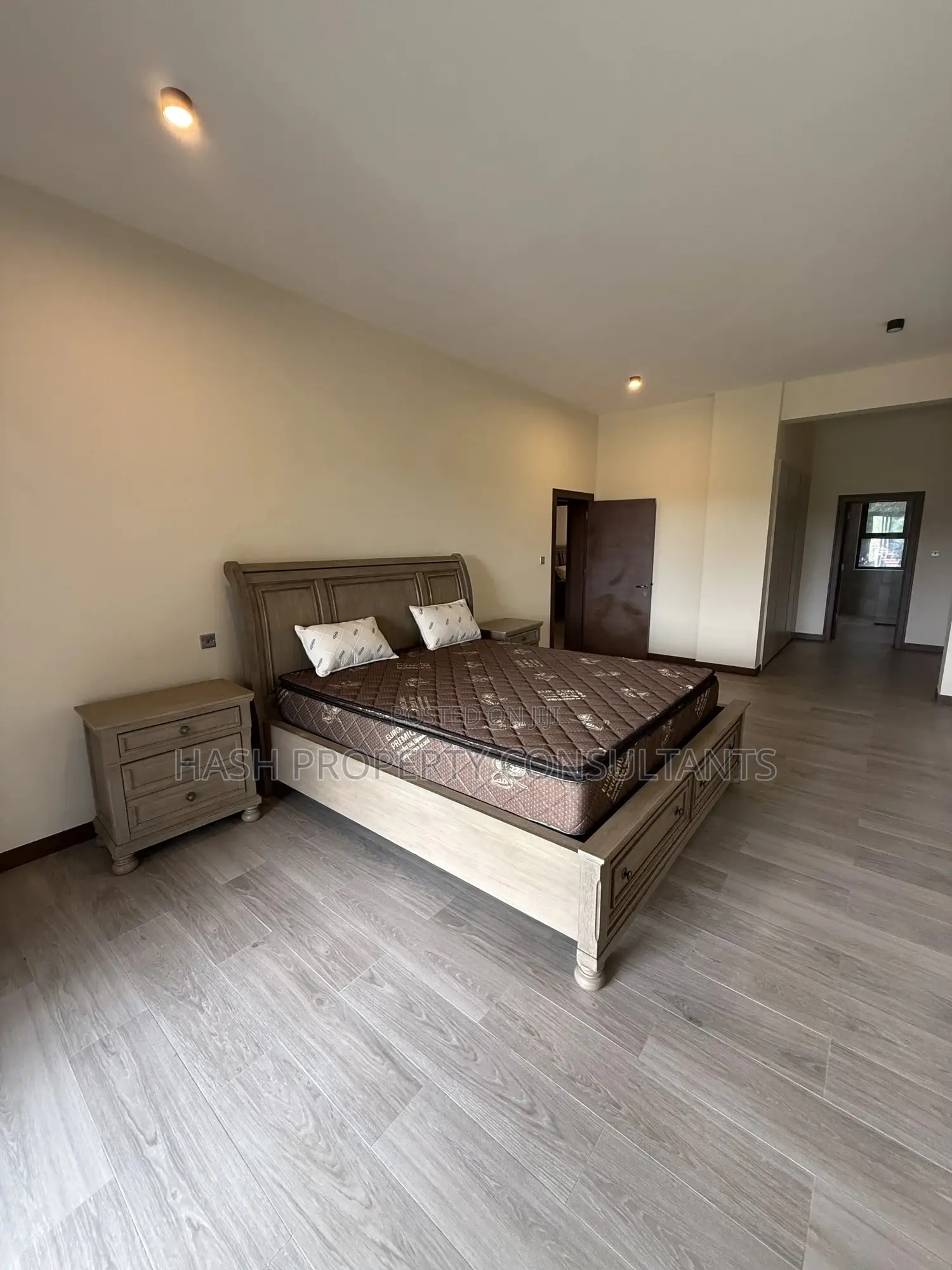 3bdrm Apartment in Bugolobi, Central Division for rent