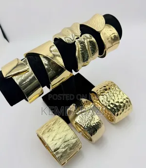 1piece of Chunky Bangles