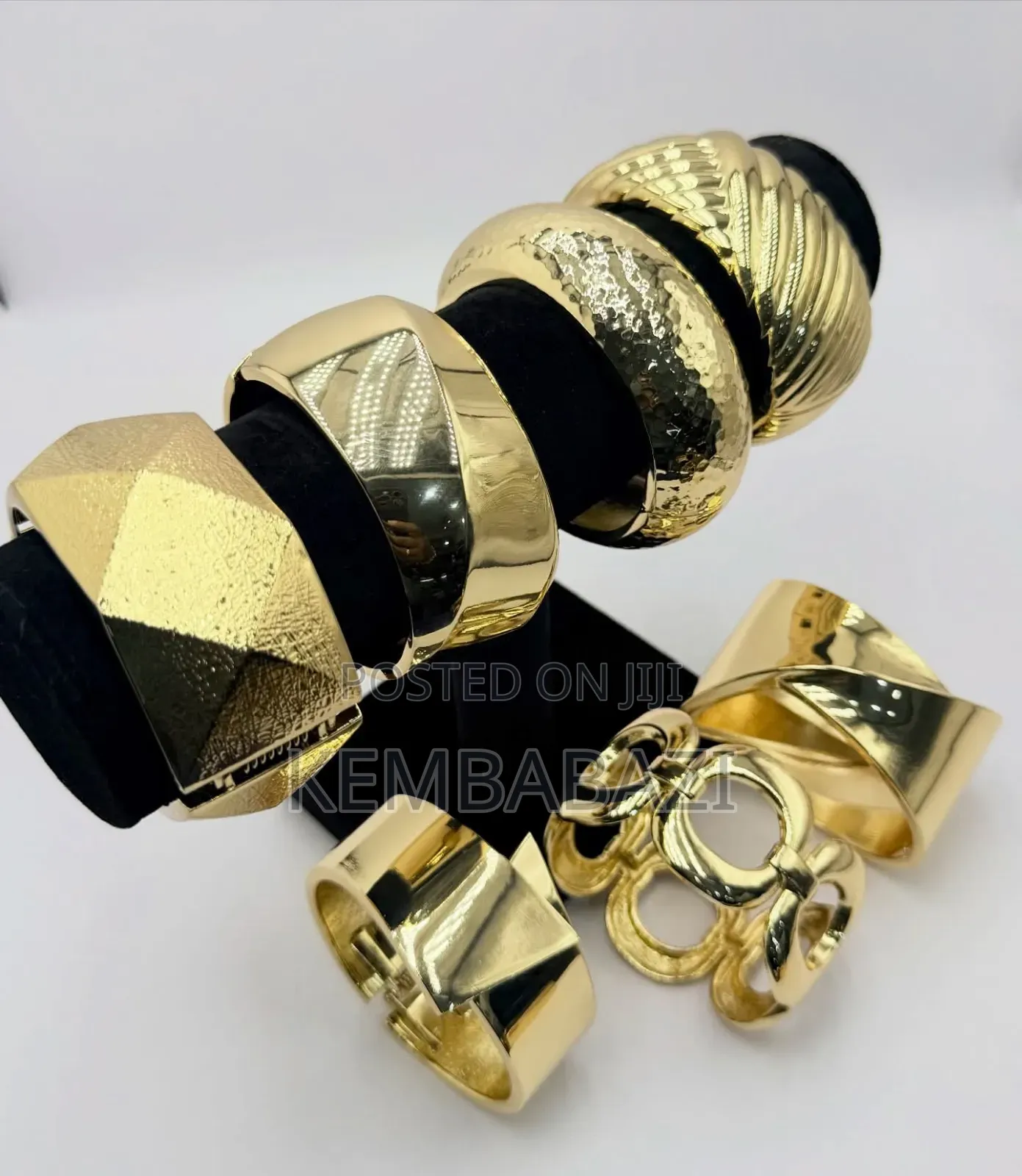 1piece of Chunky Bangles
