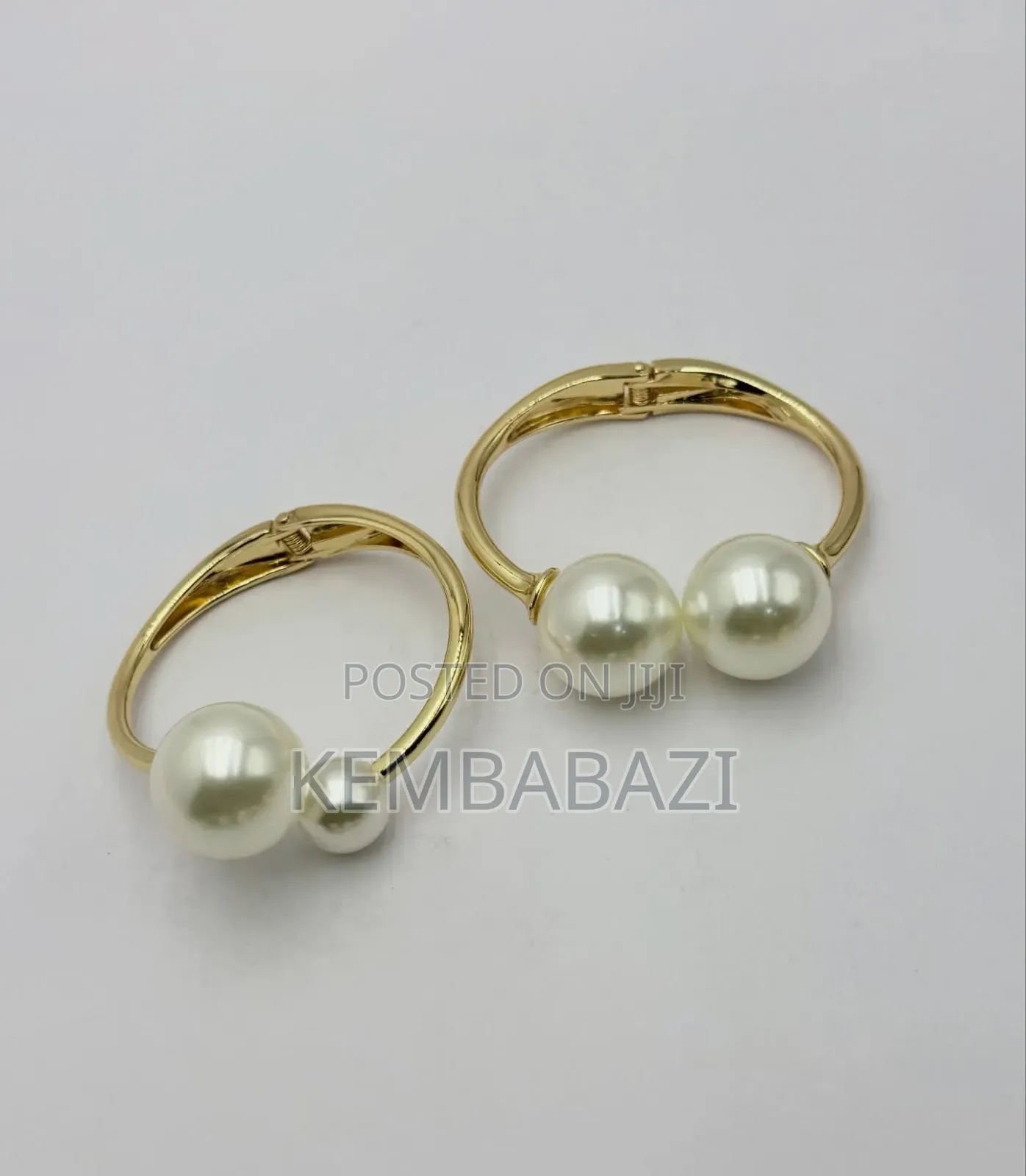 1piece of Chunky Bangles