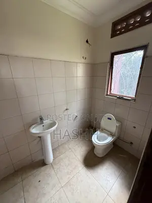 3bdrm Apartment in Muyunyo, Central Division for rent