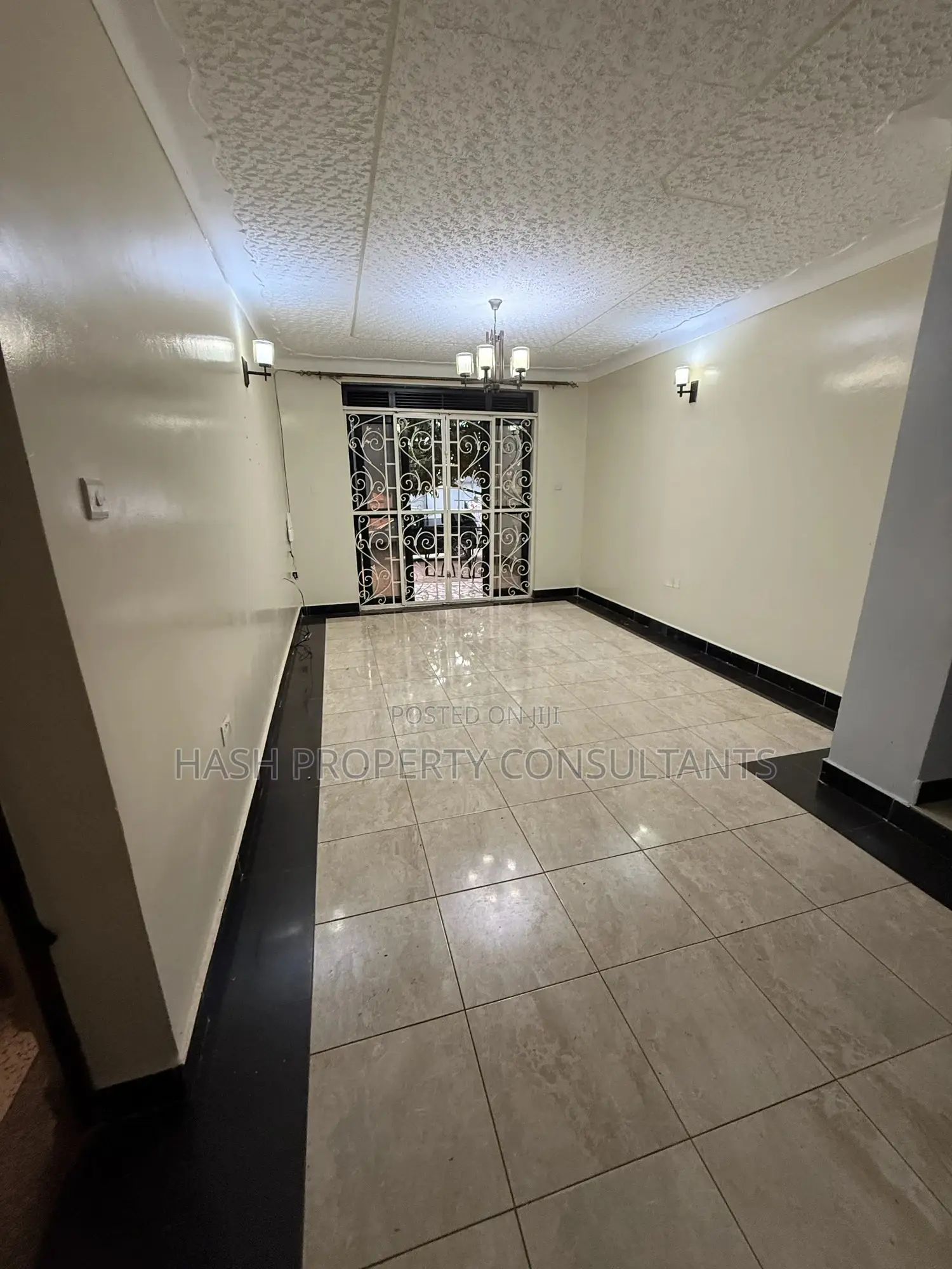 3bdrm Apartment in Muyunyo, Central Division for rent