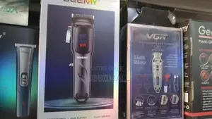 Professional Hair Clipper ~ Geemy Gm-8051