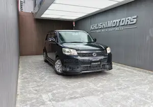 Toyota Corolla Rumion Hatchback 1.5 FWD 2013 Black