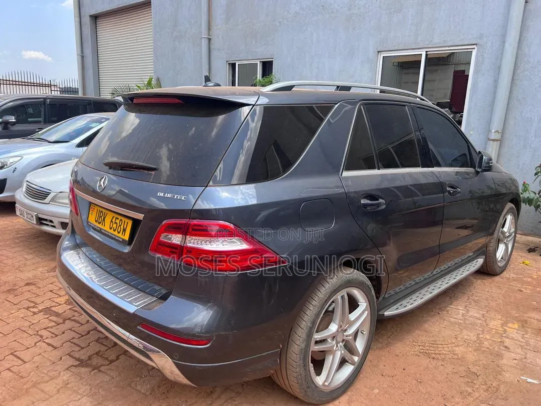 Mercedes-Benz M Class 2014 Black