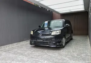 Toyota Corolla Rumion Hatchback 1.5 FWD 2013 Black