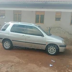 Toyota Raum 1.5 AWD 1998 Silver