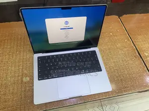 Laptop Apple MacBook Pro 2025 M5 14-inch 16GB Apple M5 SSD 512GB