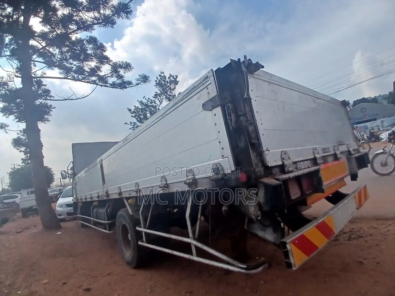 Fuso Truck