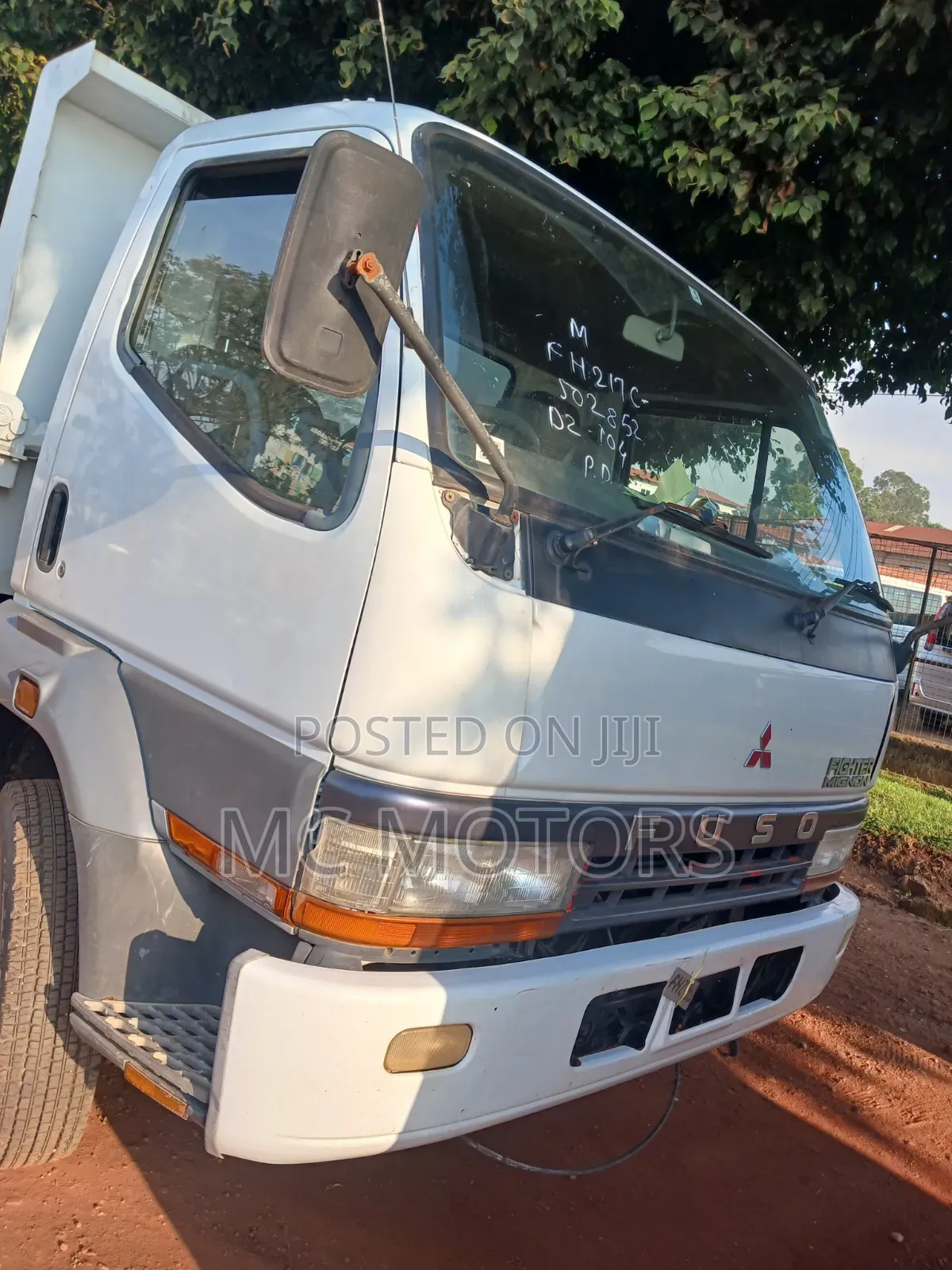 Fuso Tipper
