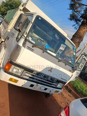 Fuso Tipper