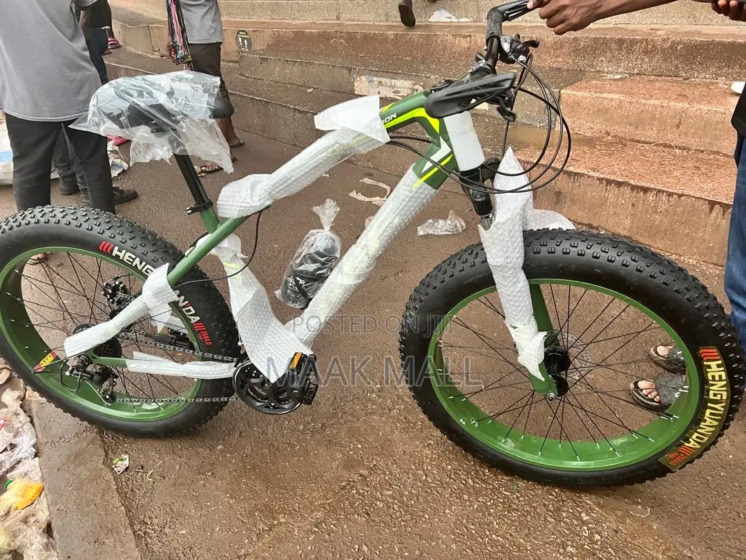 Fat Tyre Bike 26” Color Vary