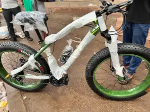Fat Tyre Bike 26” Color Vary