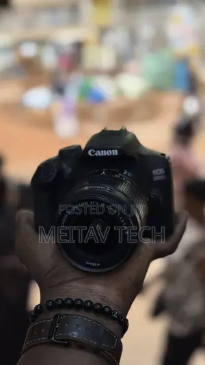Canon Eos 2000d Aka Rebel T7