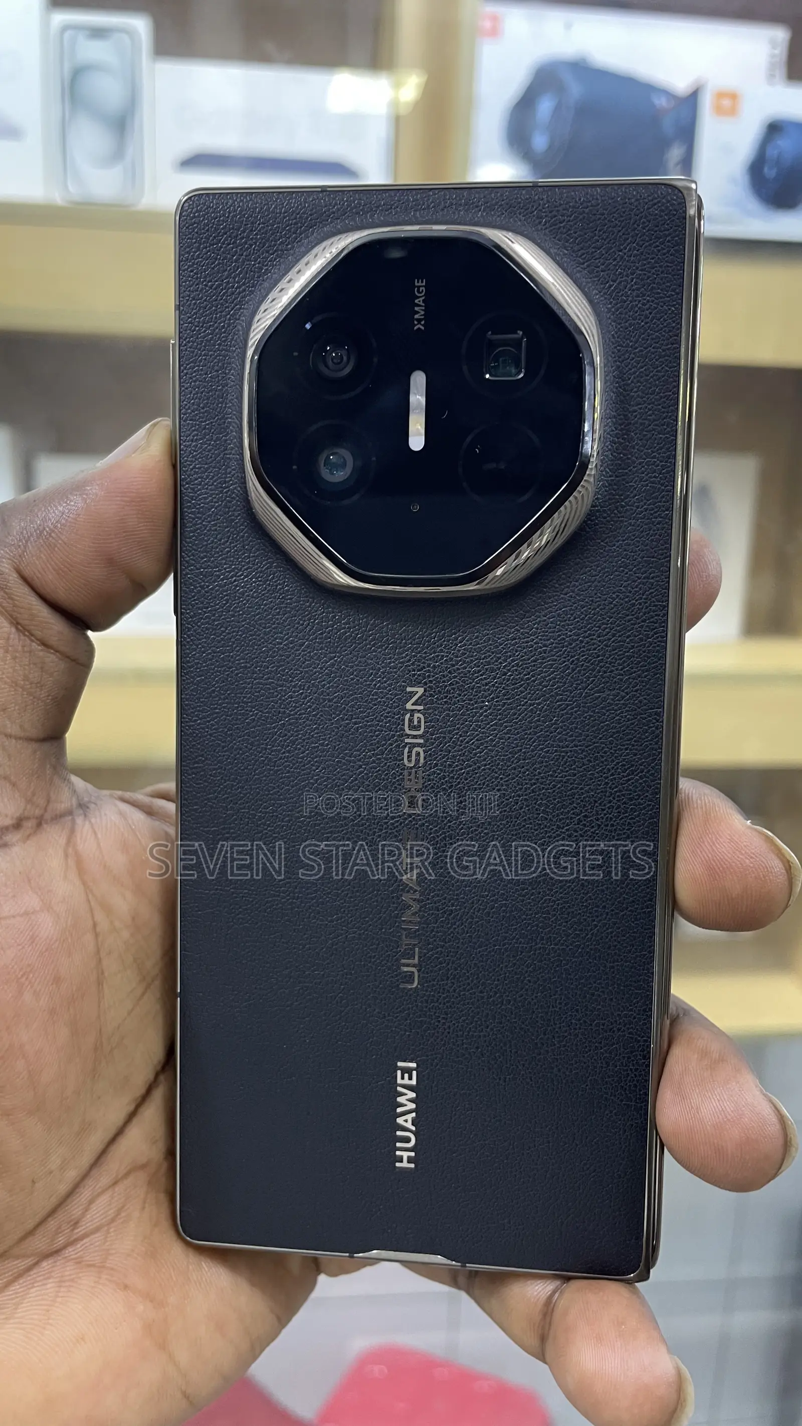 Huawei Mate XT Ultimate Design 1 TB Black