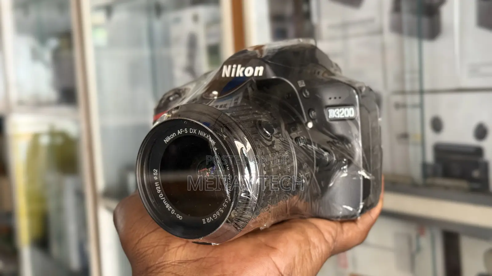 Nikon D3200 24.2 Mp Cmos Digital SLR With 18-55mm