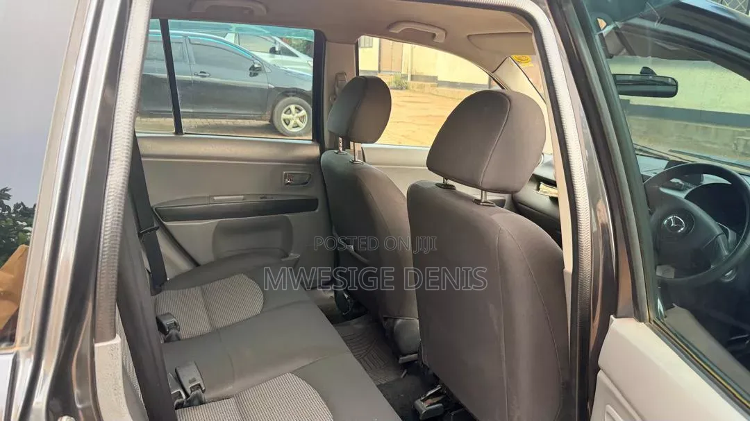 Mazda Demio 2000 Black