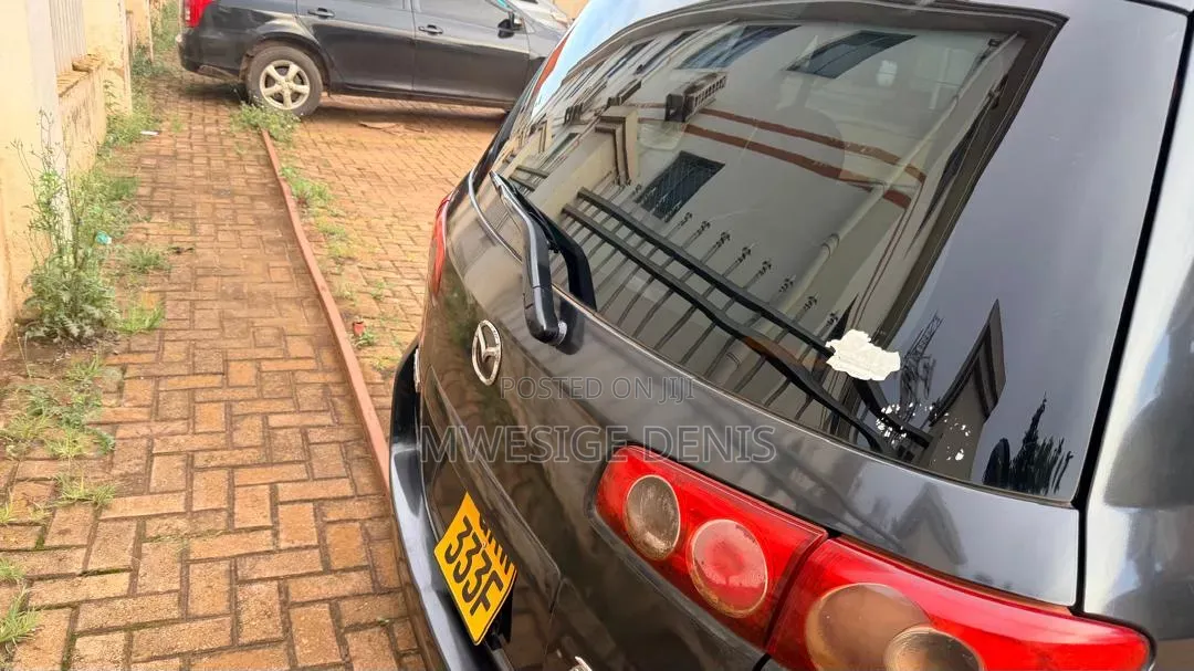 Mazda Demio 2000 Black