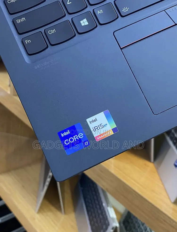 New Laptop Lenovo ThinkPad x13 Yoga 16GB Intel Core i7 SSD 512GB