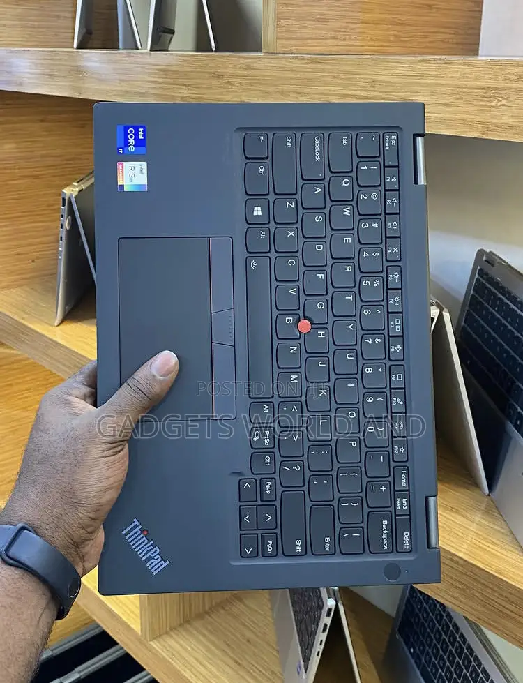 New Laptop Lenovo ThinkPad x13 Yoga 16GB Intel Core i7 SSD 512GB