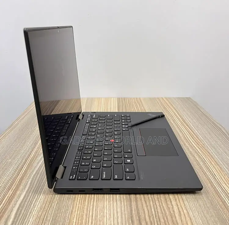 New Laptop Lenovo ThinkPad x13 Yoga 16GB Intel Core i5 SSD 512GB