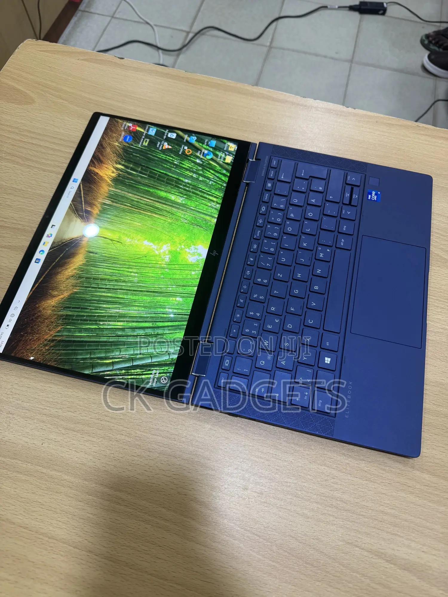 New HP Elite Dragonfly x360 11th Gen 16GB Intel Core i7 SSD 512GB