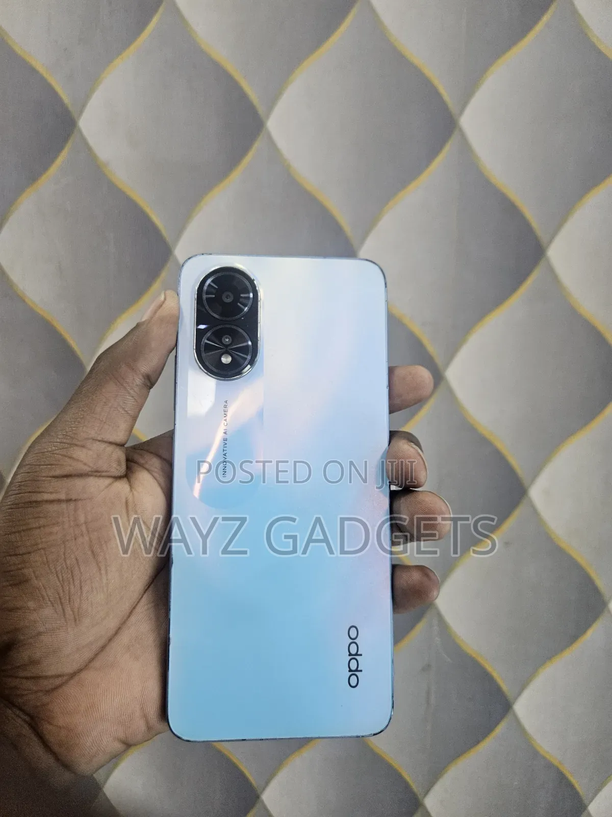 Oppo A18 128 GB Blue