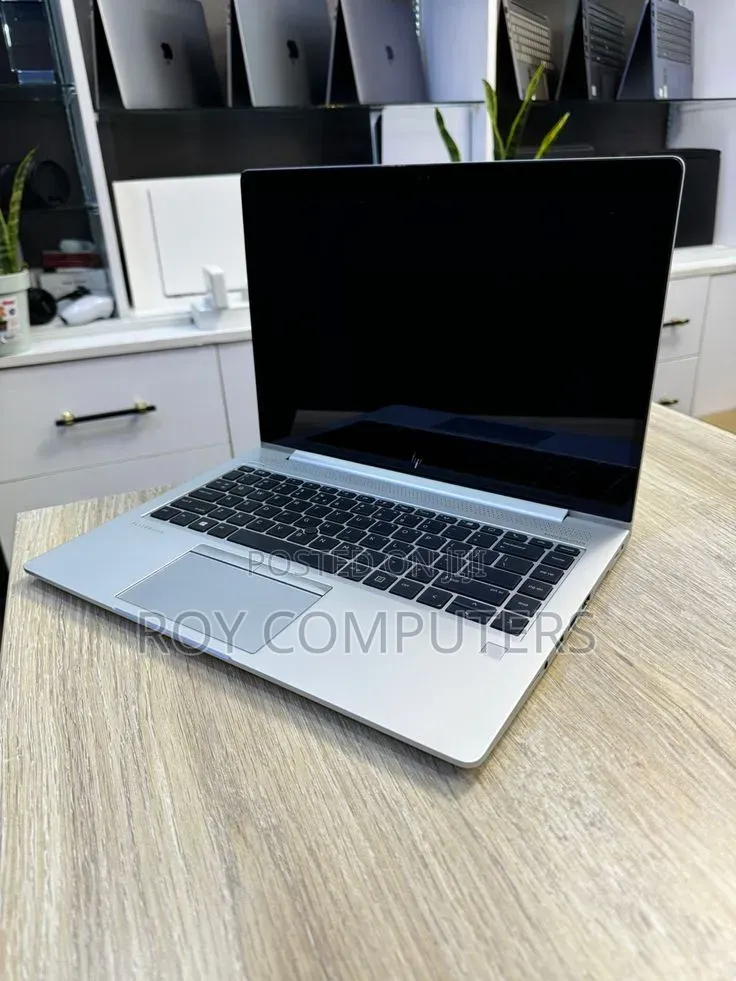 New Laptop HP EliteBook 840 G5 8GB Intel Core i7 SSD 256GB