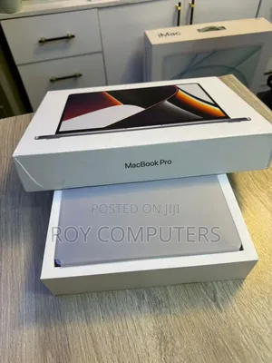 New Laptop Apple MacBook Air 2024 M3 13-inch 16GB Apple M3 Pro SSD 1T