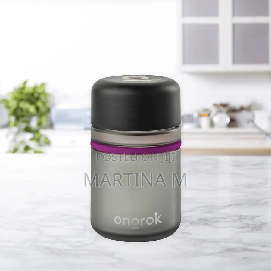 Vacuum and Magnetic Storage Jars Smell Proof