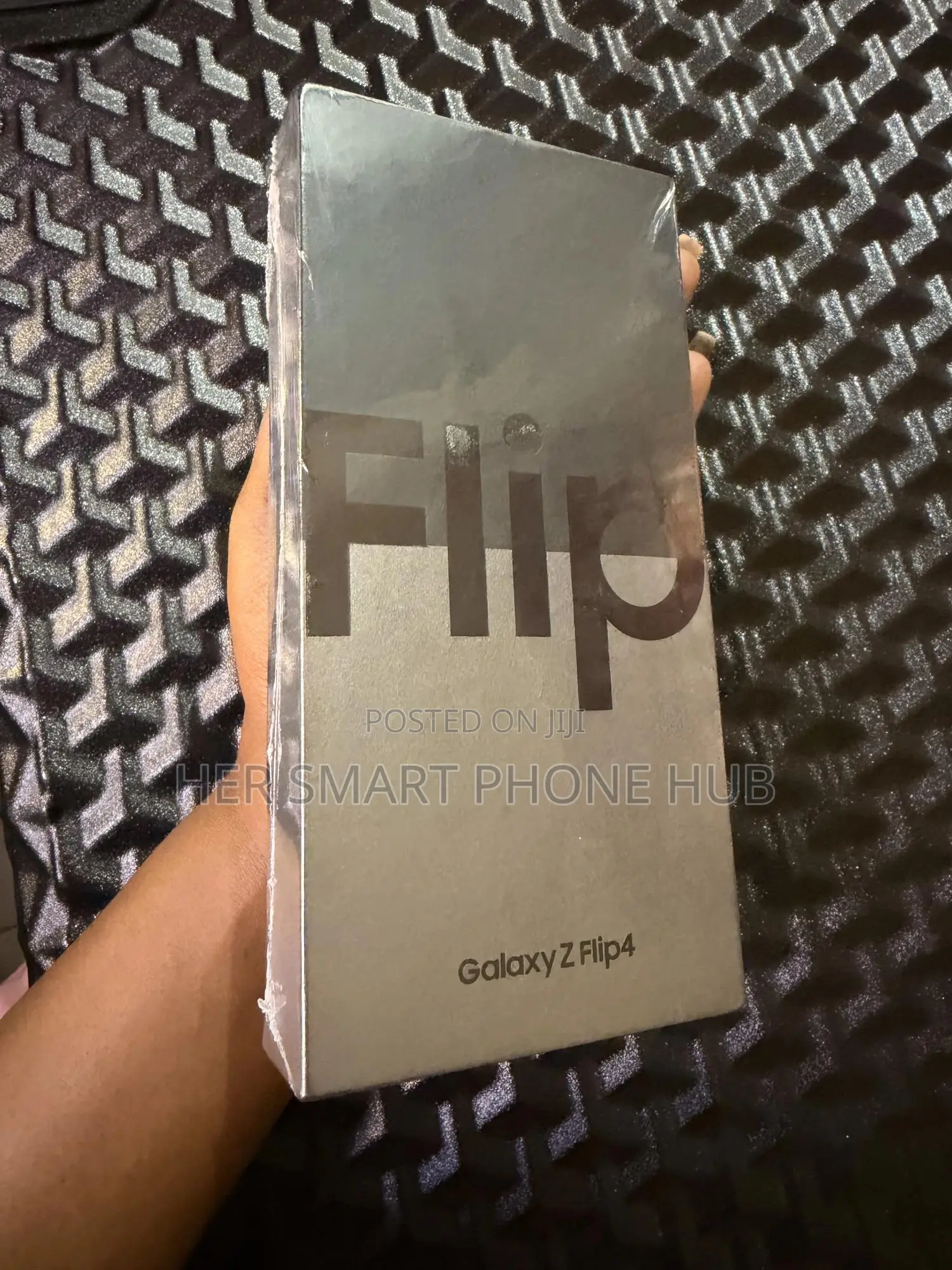 New Samsung Galaxy Z Flip4 256 GB Pink