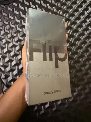 New Samsung Galaxy Z Flip4 256 GB Pink