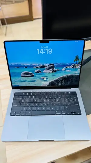 New Apple MacBook Pro 2023 M2 Max 14-inch 16GB Apple M2 SSD 512GB