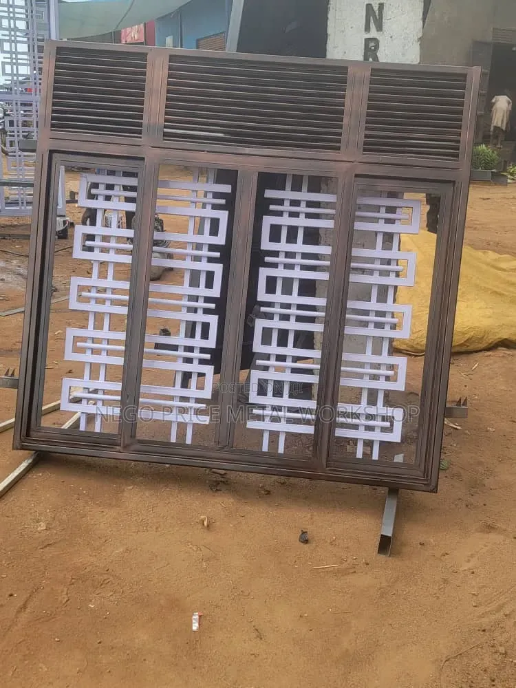 Front Sliding Window
