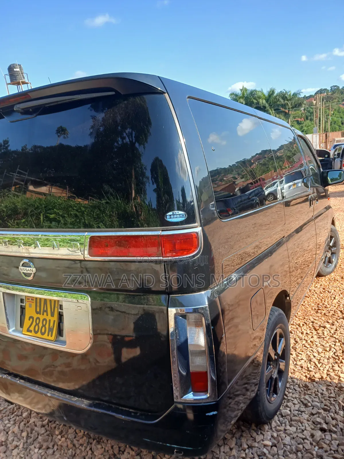 Nissan Elgrand 2003 Black