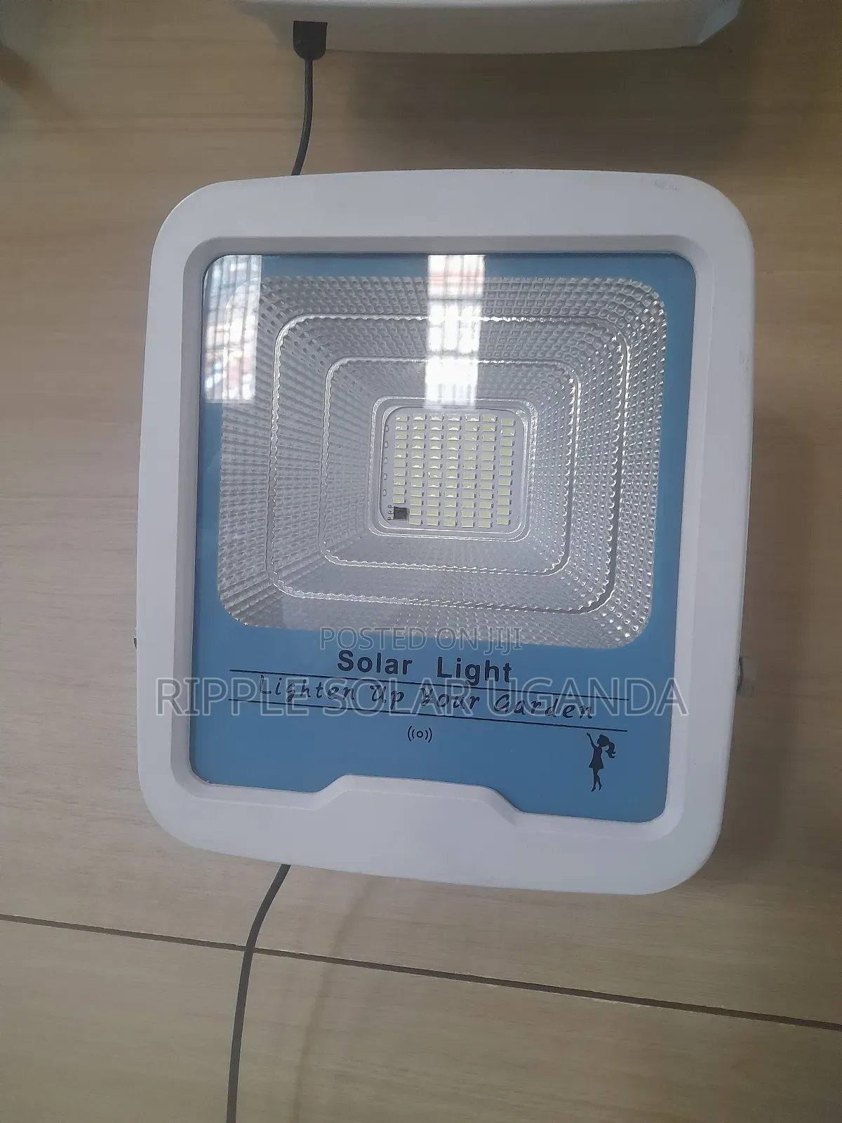 200w Solar Security Flood Light – Waterproof Outdoor Led