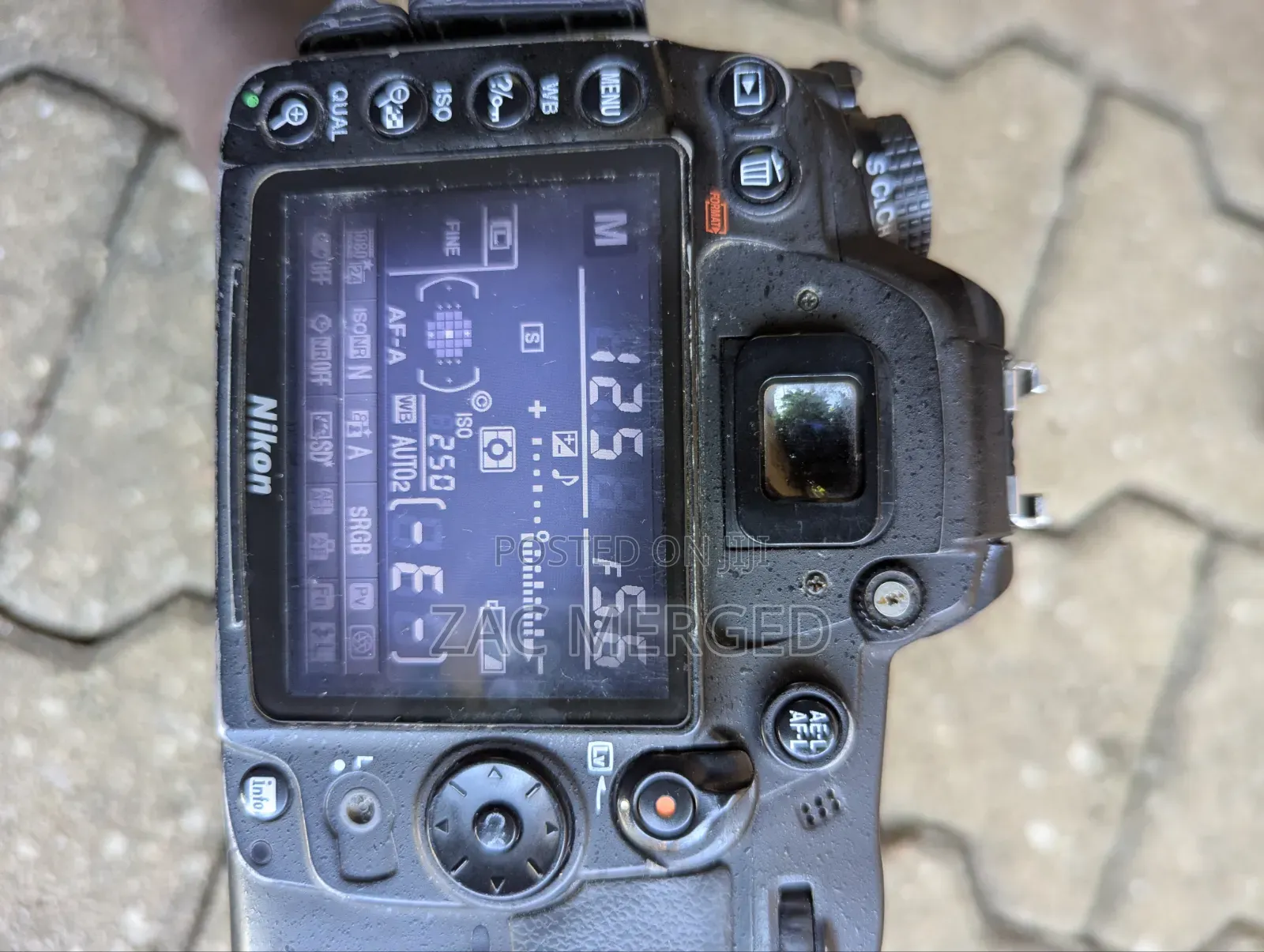 Nikon D7000