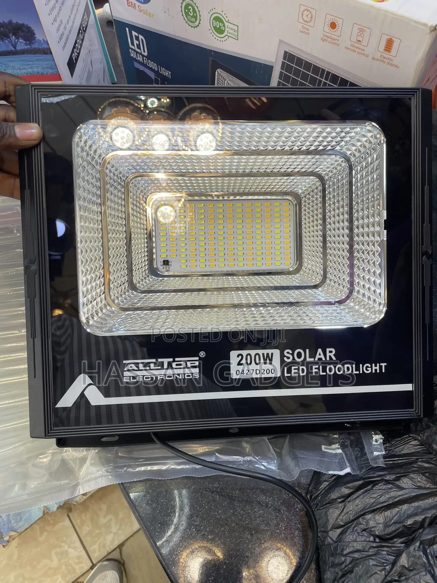 200w Solar Flood Light, Waterproof Ip65 Premium Quality Outdoor Solar