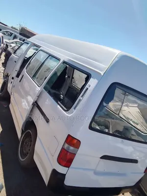 Full Car Body Repair Spraying Services