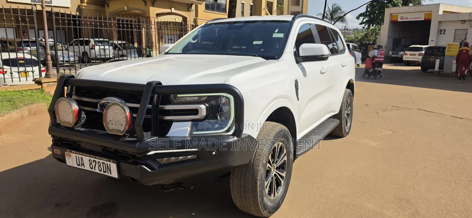 Ford Everest 2022 White