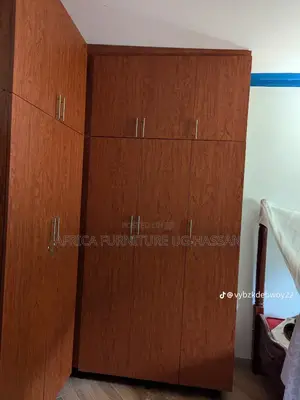 Morden Wardrobe Disgn