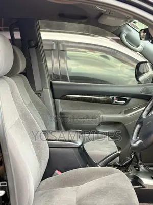 Toyota Land Cruiser Prado 2.7 i 2010