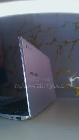 Laptop Samsung Chromebook Plus 4GB Intel Core i5 SSHD+SSD 16 GB