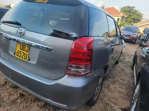 Toyota Wish 2009 Silver
