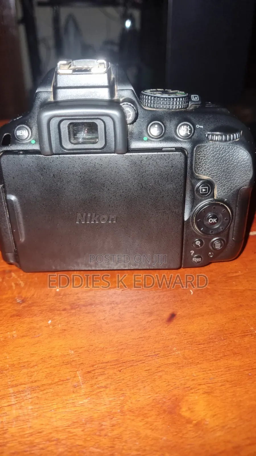 Camera Nikoni