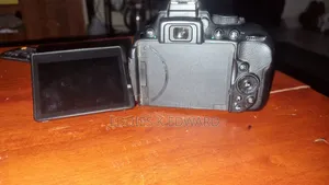 Camera Nikoni