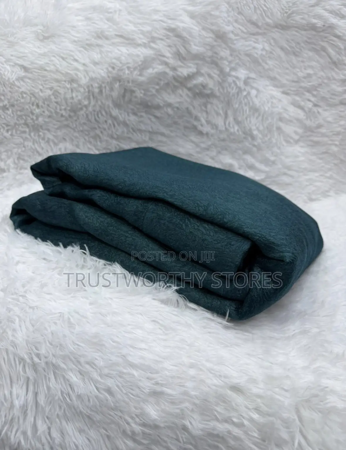 2 Plain Ring Curtains With 1 Net
