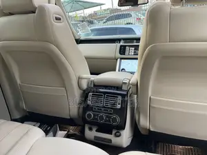 Land Rover Range Rover Vogue 2016 Silver