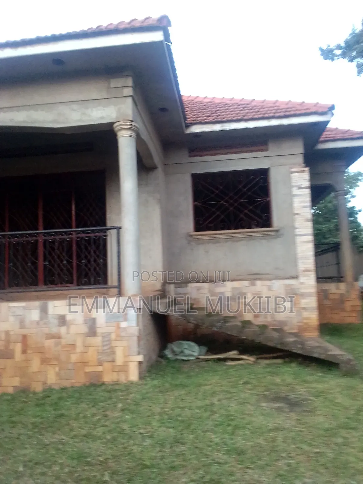 3bdrm Bungalow in Cape, Kira for sale