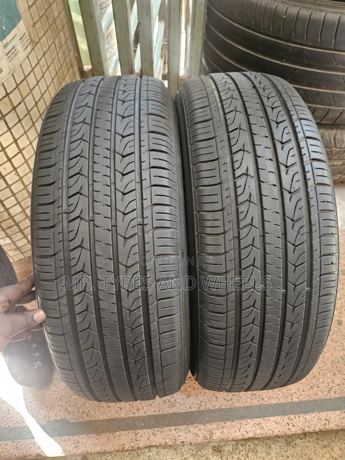 225 65 R17 Joyroad Used but Still Gd Tires.